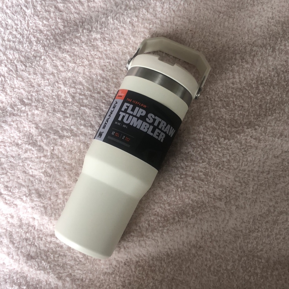 Stanley Flip Straw Tumbler - 30 oz
